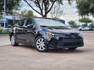 Used 2023 Toyota Corolla LE video 2