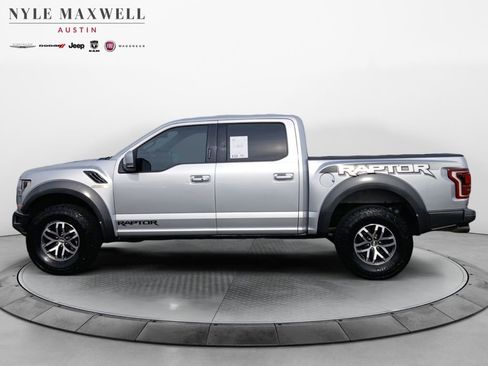 Used 2017 Ford F150 Raptor w/ Equipment Group 802A Luxury AWD/4WD image 13