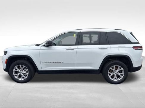 Used 2022 Jeep Grand Cherokee Limited image 4