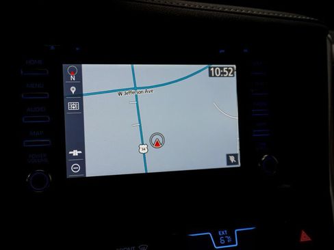 Used 2019 Toyota Sienna XLE Premium FWD image 15