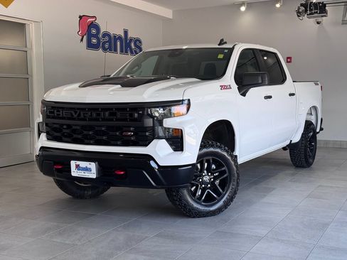 Certified 2023 Chevrolet Silverado 1500 Custom Trail Boss AWD/4WD image 2