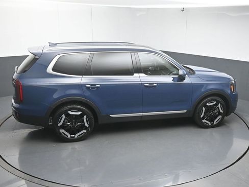 Used 2025 Kia Telluride S AWD/4WD image 53