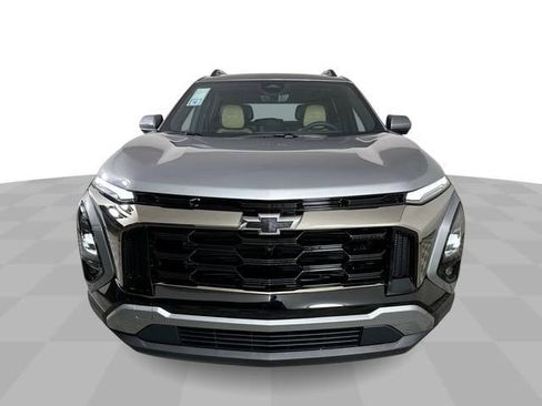 New 2026 Chevrolet Equinox ACTIV w/ Convenience Package III FWD image 3