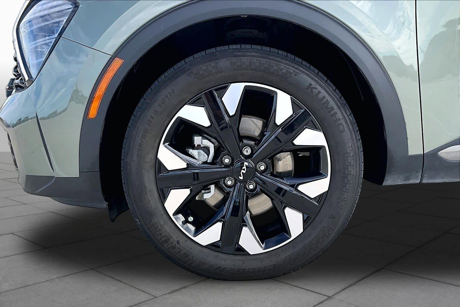 Used 2024 Kia Sportage X-Line w/ X-Line Premium Package AWD/4WD image 11