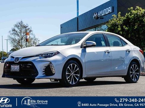 Used 2017 Toyota Corolla SE w/ SE Premium Package image 1