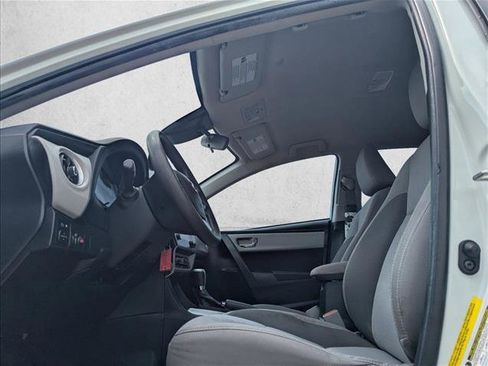 Used 2019 Toyota Corolla LE image 13