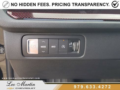 Used 2025 Chevrolet Traverse Z71 w/ Driver Confidence Package AWD/4WD image 21