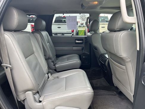 Used 2013 Toyota Sequoia Limited AWD/4WD image 22