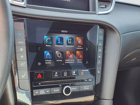 Used 2022 INFINITI QX50 Luxe w/ Appearance Package image 11