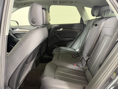 Used 2021 Audi Q5 2.0T Premium Plus w/ Premium Plus Package AWD/4WD image 23