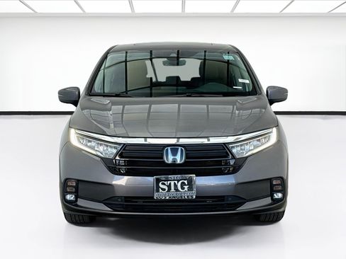 Used 2024 Honda Odyssey EX-L image 2