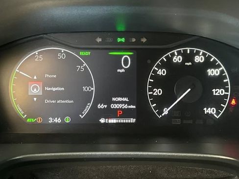 Used 2025 Honda CR-V Sport Touring image 27