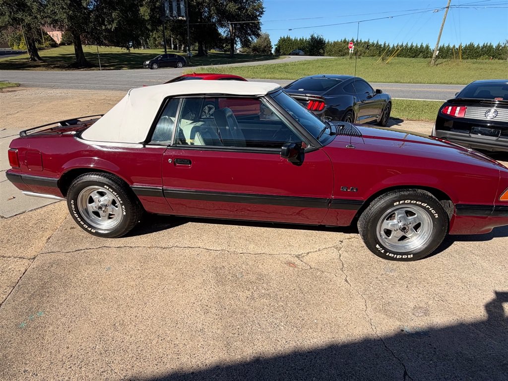 Used 1989 Ford Mustang LX RWD image 6