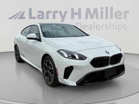 Used 2025 BMW 228i xDrive AWD/4WD image 7