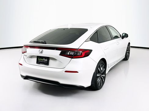 Used 2024 Honda Civic EX-L image 9