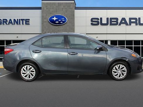 Used 2017 Toyota Corolla L image 10