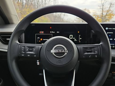 New 2026 Nissan Kicks SV image 14