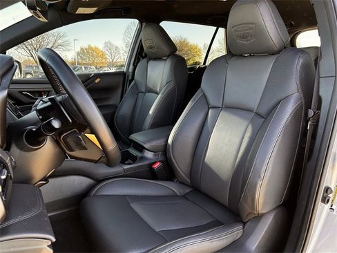 Used 2022 Subaru Outback Wilderness image 28