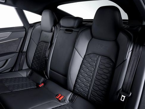 Used 2025 Audi RS 7 Performance image 24