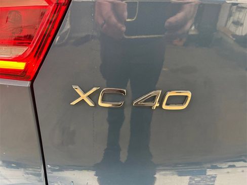 Certified 2023 Volvo XC40 Recharge Ultimate w/ Protection Package Premier image 31