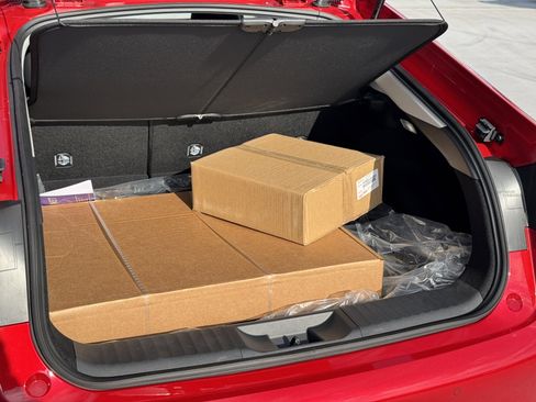 New 2026 Toyota Prius Plug-In Hybrid image 9