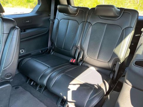 Used 2024 Jeep Grand Cherokee L Limited w/ Luxury Tech Group II image 22