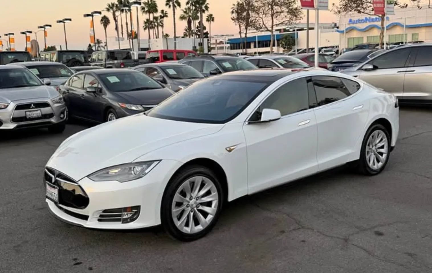 Used 2016 Tesla Model S 90D AWD/4WD image 3