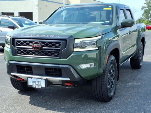 Used 2022 Nissan Frontier PRO-4X w/ Pro-4X Premium Package AWD/4WD image 2