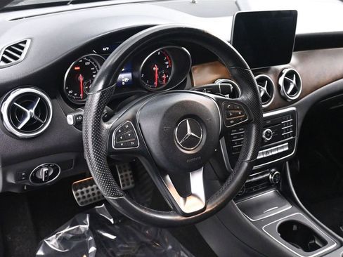 Used 2019 Mercedes-Benz GLA 250 image 24