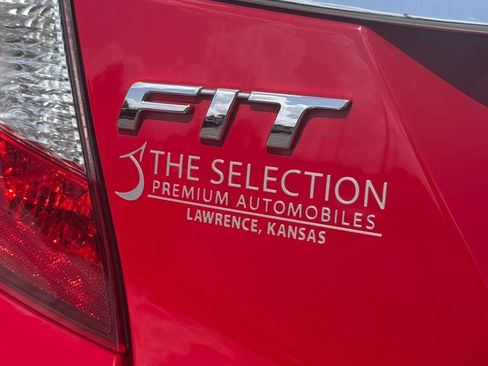 Used 2018 Honda Fit EX image 15