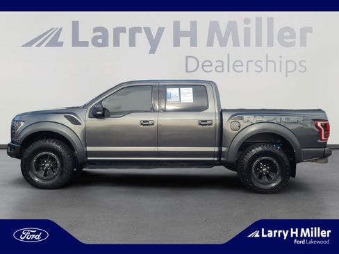 Used 2018 Ford F150 Raptor w/ Equipment Group 802A Luxury image 2