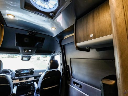 Used 2022 Mercedes-Benz Sprinter 3500 image 95