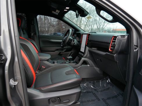 Used 2025 Ford Ranger Raptor image 8