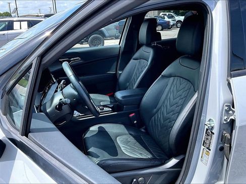 Used 2024 Kia Sportage X-Pro AWD/4WD image 33