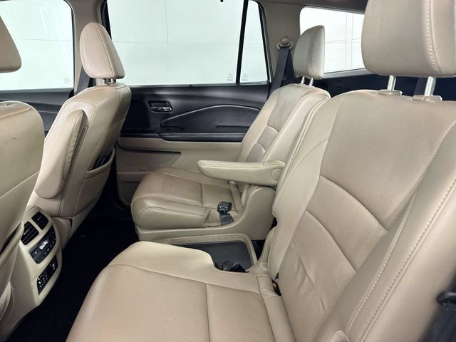 Used 2017 Honda Pilot Elite image 22