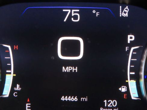 Used 2025 Chrysler Pacifica Select FWD image 10