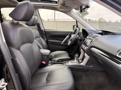 Used 2017 Subaru Forester 2.5i Limited AWD/4WD image 18