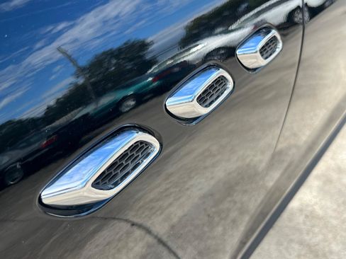Used 2018 Maserati Levante AWD/4WD image 51