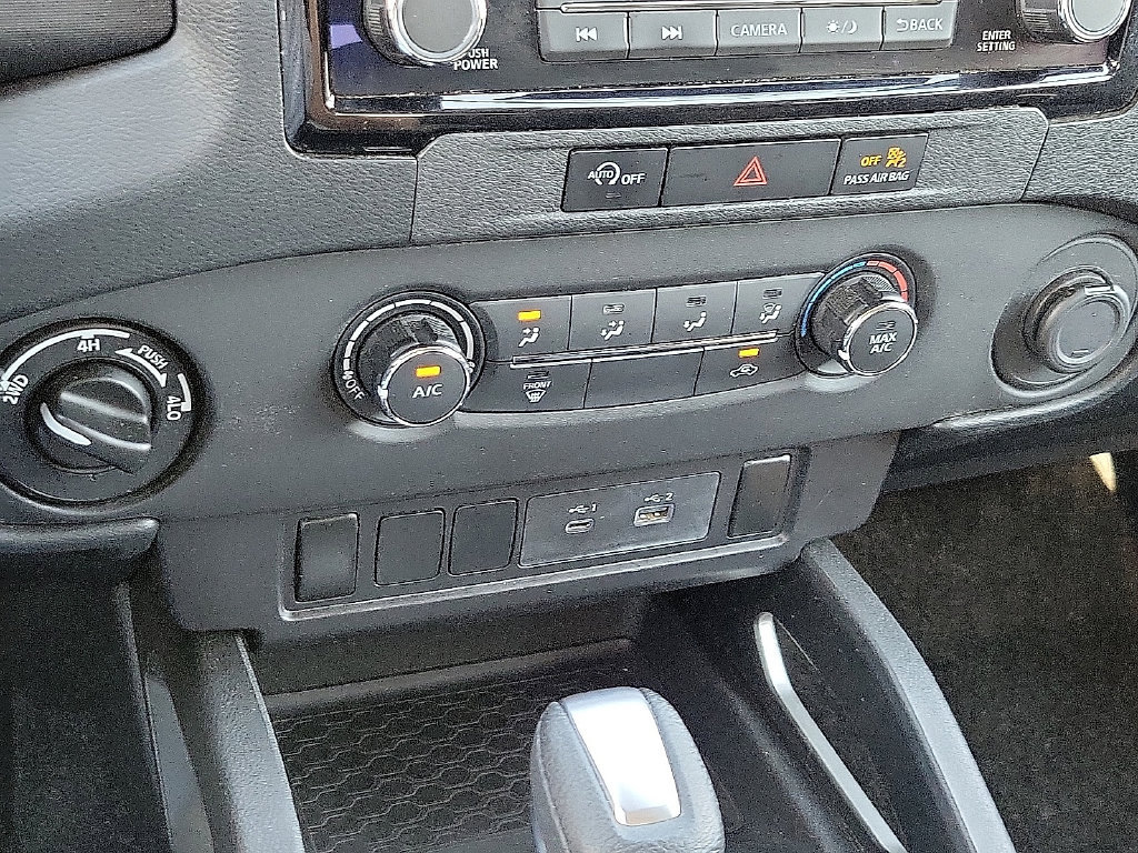 Used 2023 Nissan Frontier SV AWD/4WD image 16