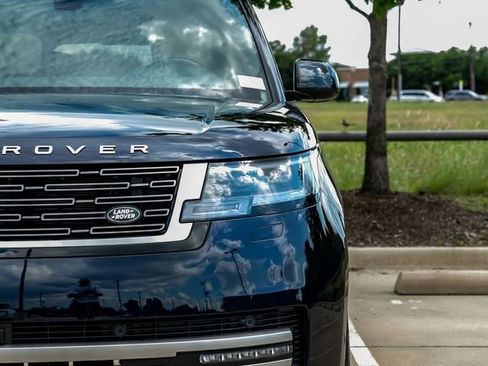 New 2026 Land Rover Range Rover Long Wheelbase Autobiography AWD/4WD image 58