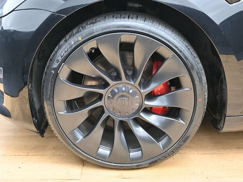 Used 2023 Tesla Model 3 Performance AWD/4WD image 11