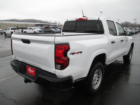 Used 2023 Chevrolet Colorado W/T image 6