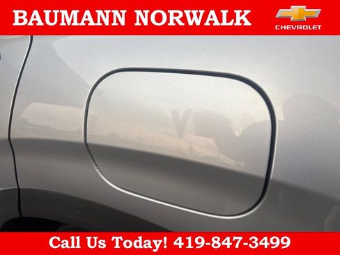 Used 2023 Hyundai Santa Fe SE FWD image 12