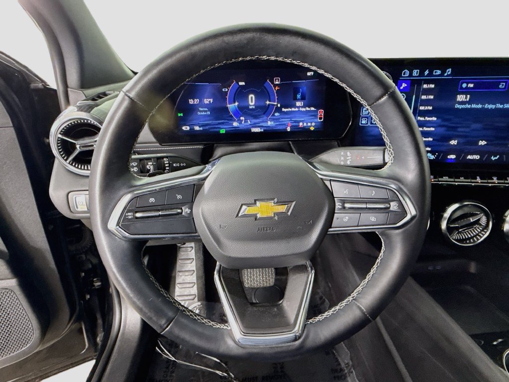 Used 2024 Chevrolet Blazer EV LT AWD/4WD image 13