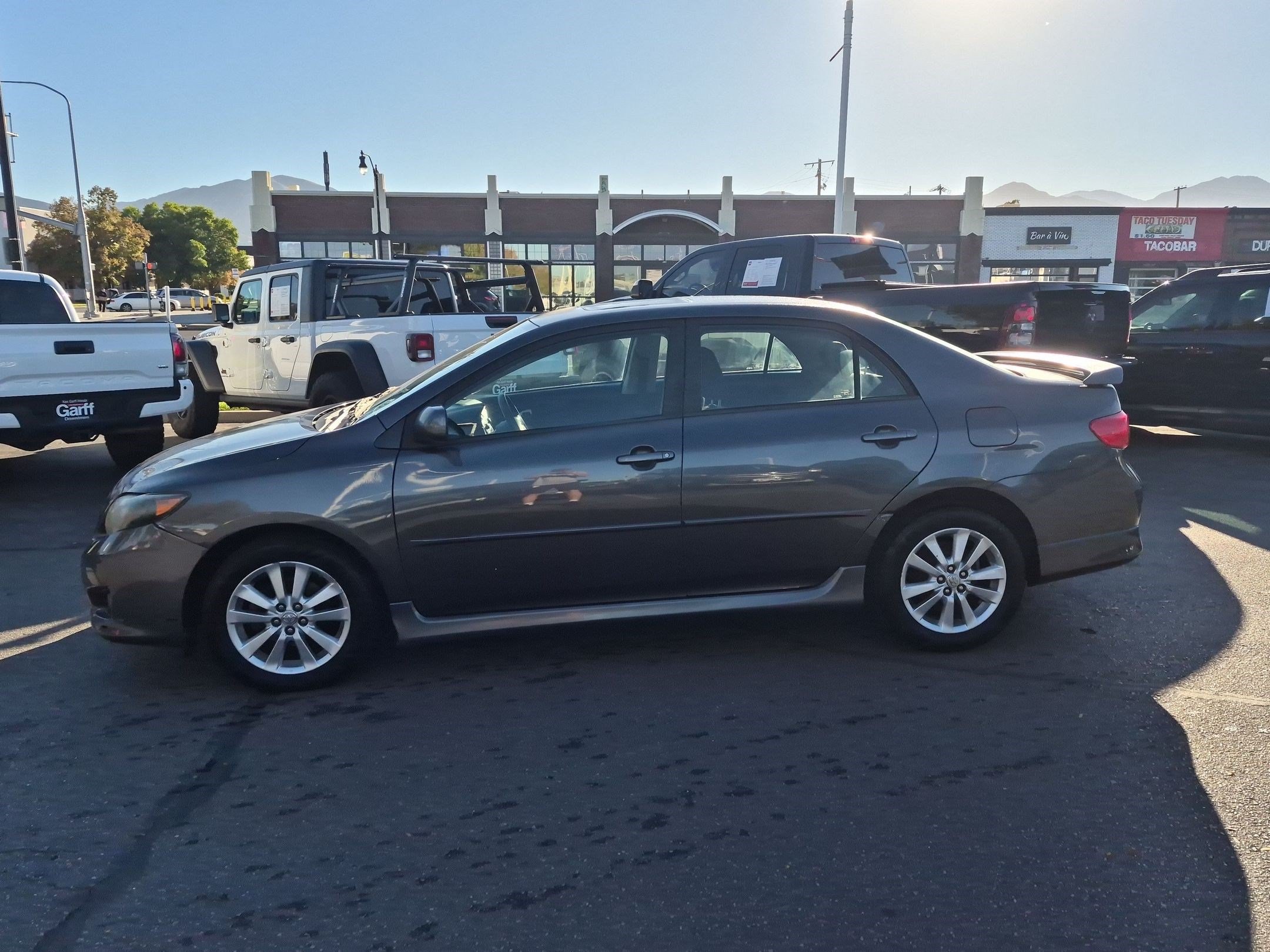 Used 2010 Toyota Corolla FWD image 9