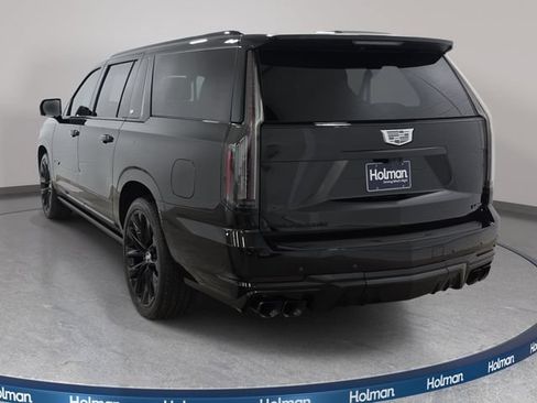 Used 2026 Cadillac Escalade ESV V w/ LPO, ONYX Package AWD/4WD image 7