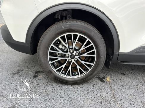 New 2026 Ford Escape SE FWD image 33