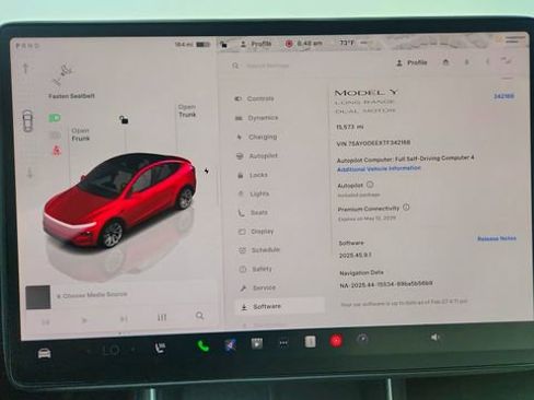 Used 2026 Tesla Model Y AWD image 39