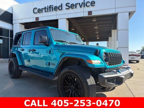 Used 2024 Jeep Wrangler Unlimited w/ Convenience Group AWD/4WD image 1