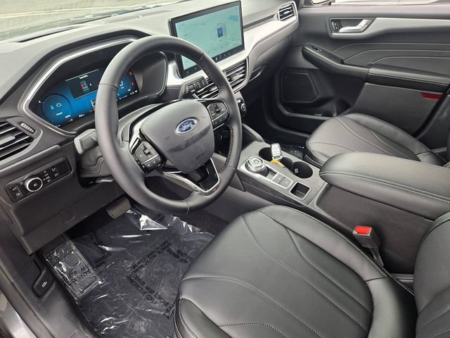 Used 2025 Ford Escape SE w/ PHEV Premium Package FWD image 9